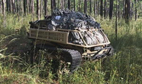 Робот-танк Grizzly займется перевозкой снаряжения для американских солдат