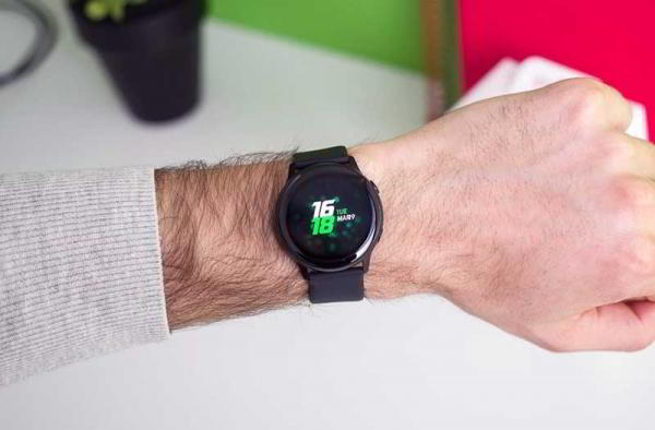 Обзор Samsung Galaxy Watch Active: компактные и функциональные умные часы