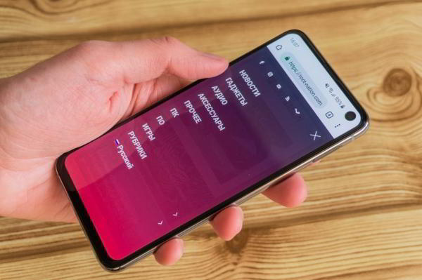 Обзор Samsung Galaxy S10e — лучший компактный флагман