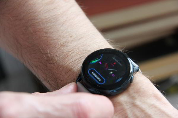 Обзор Samsung Galaxy Watch Active: универсальный солдат