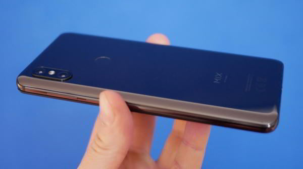 Обзор смартфона Xiaomi Mi Mix 3: безрамочный слайдер без "родинки" и "челки"