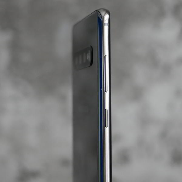 Обзор смартфона Samsung Galaxy S10+: новая планка для флагманов