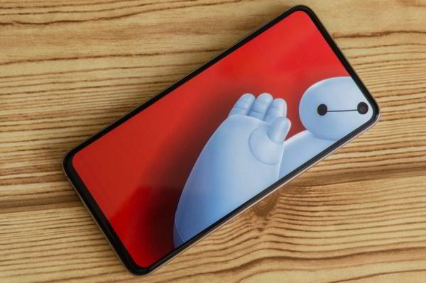 Обзор Samsung Galaxy S10e — лучший компактный флагман