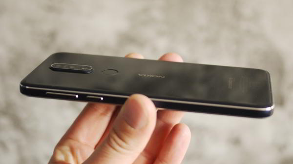 Обзор смартфона Nokia 7.1: "середнячок" не значит "посредственность"