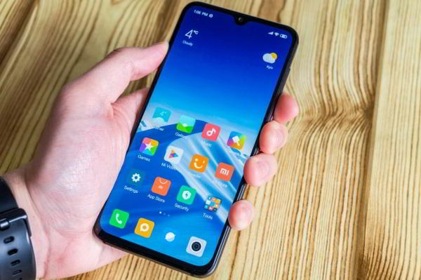 Обзор Xiaomi Mi 9 SE - компактный и немного упрощенный флагман