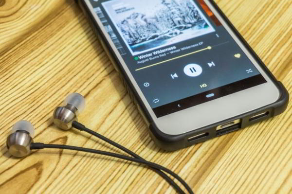 Обзор беспроводной гарнитуры RHA MA650 Wireless