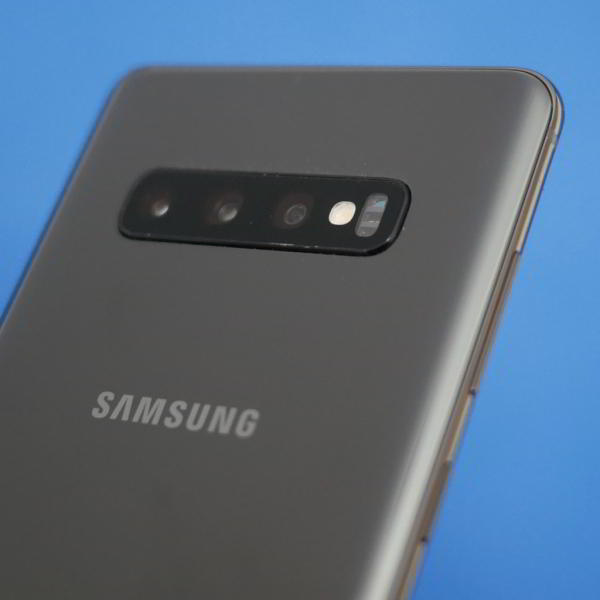 Обзор смартфона Samsung Galaxy S10+: новая планка для флагманов