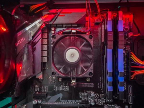 Самое главное о процессорах AMD Athlon 220GE и Athlon 240GE