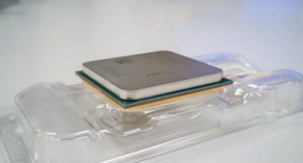 Самое главное о процессорах AMD Athlon 220GE и Athlon 240GE