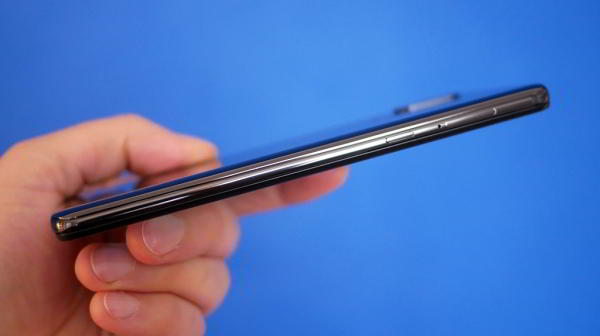 Обзор смартфона Xiaomi Mi Mix 3: безрамочный слайдер без "родинки" и "челки"