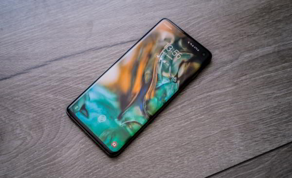 Обзор Samsung Galaxy S10 - юбилейный флагман
