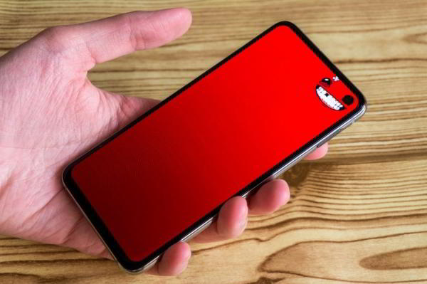 Обзор Samsung Galaxy S10e — лучший компактный флагман