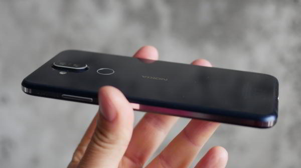 Обзор смартфона Nokia 8.1: нефлагман с оттенками флагмана
