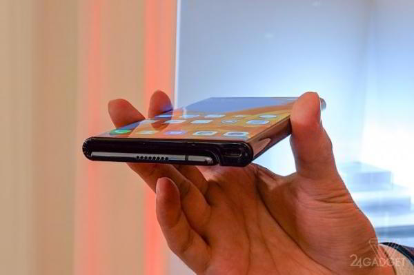 Складной смартфон Huawei Mate X - живые фото, дата выхода в продажу и цены (10 фото)