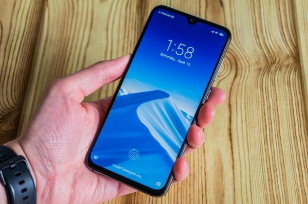 Обзор Xiaomi Mi 9 SE - компактный и немного упрощенный флагман