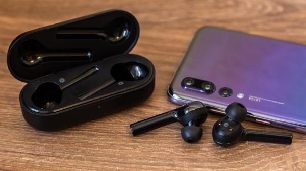 Обзор и опыт эксплуатации Huawei FreeBuds - крутая неидеальная гарнитура