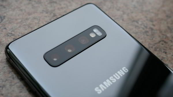 Обзор смартфона Samsung Galaxy S10+: новая планка для флагманов