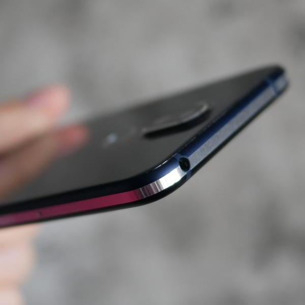Обзор смартфона Nokia 8.1: нефлагман с оттенками флагмана