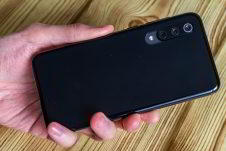 Обзор Xiaomi Mi 9 SE - компактный и немного упрощенный флагман