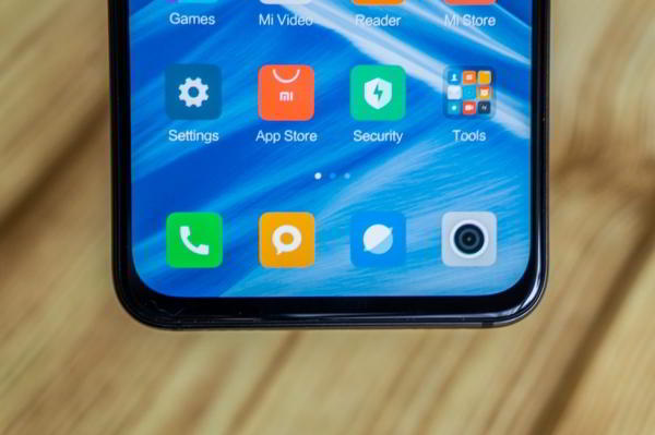 Обзор Xiaomi Mi 9 SE - компактный и немного упрощенный флагман