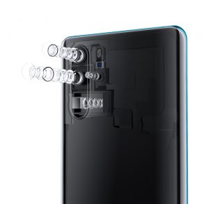 Репортаж: Huawei представила смартфоны серии P30 в России