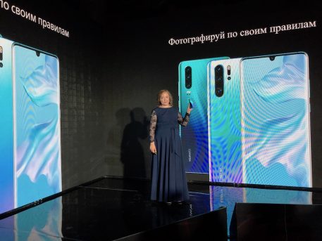 Репортаж: Huawei представила смартфоны серии P30 в России