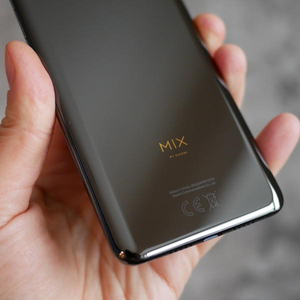 Обзор смартфона Xiaomi Mi Mix 3: безрамочный слайдер без "родинки" и "челки"