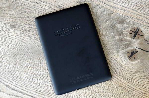 Обзор Amazon Kindle Paperwhite 2018: новый стандарт классической читалки