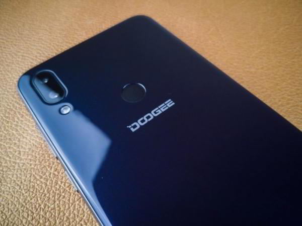 Обзор DOOGEE Y7 2019. Самое главное о смартфоне