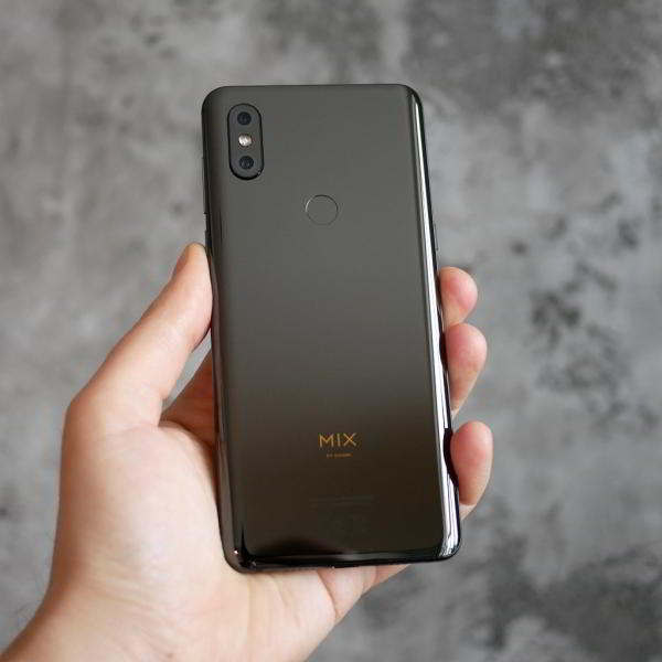 Обзор смартфона Xiaomi Mi Mix 3: безрамочный слайдер без "родинки" и "челки"
