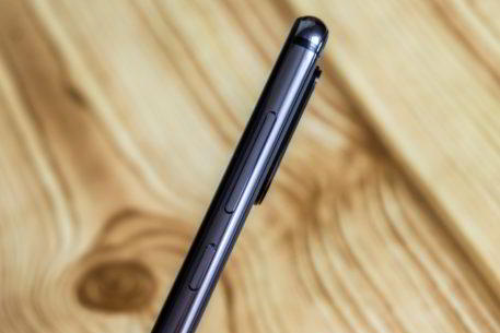 Обзор Xiaomi Mi 9 SE - компактный и немного упрощенный флагман