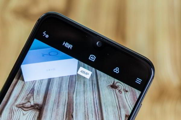Обзор Xiaomi Mi 9 SE - компактный и немного упрощенный флагман