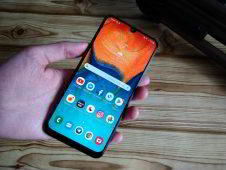 Обзор Sony Xperia 10 - самобытный среднебюджетник с экраном 21:9