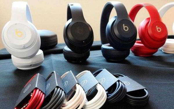 Apple представила беспроводную гарнитуры Beats Studio3 по цене 24,990