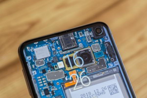 Обзор Samsung Galaxy S10e — лучший компактный флагман