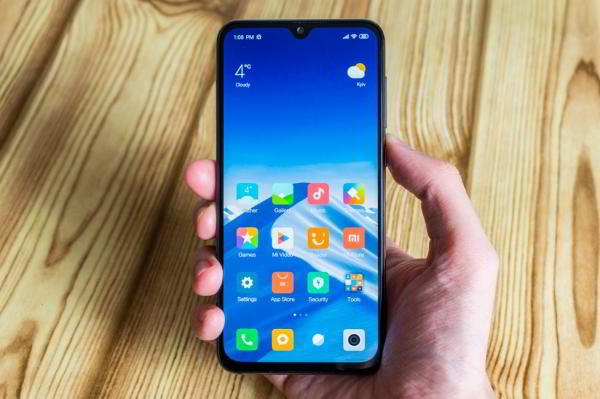 Обзор Xiaomi Mi 9 SE - компактный и немного упрощенный флагман