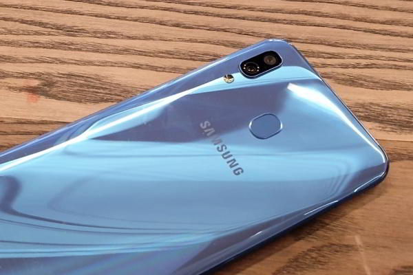 Обзор Galaxy A30: достойный конкурент недорогим смартфонам Xiaomi и Honor