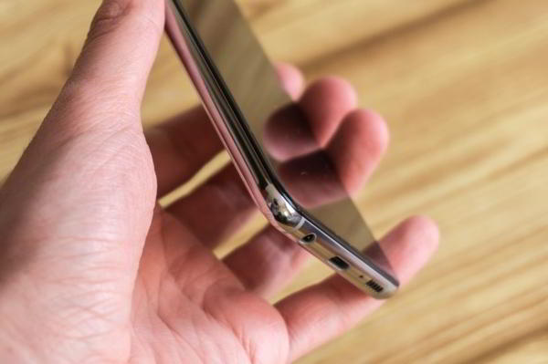 Обзор Samsung Galaxy S10e — лучший компактный флагман