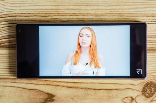 Обзор Sony Xperia 10 - самобытный среднебюджетник с экраном 21:9