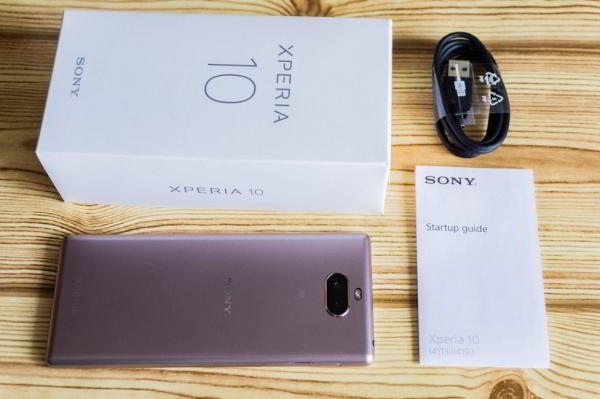 Обзор Sony Xperia 10 - самобытный среднебюджетник с экраном 21:9