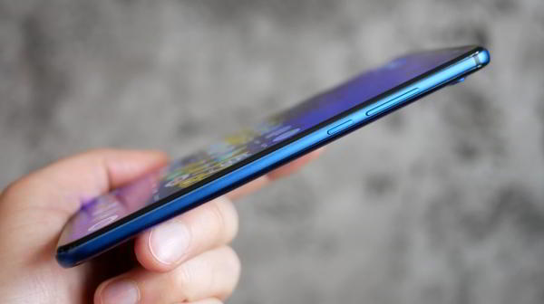 Обзор Honor View 20: не "бровь", а "глаз"