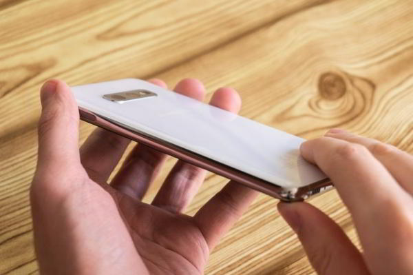Обзор Samsung Galaxy S10e — лучший компактный флагман