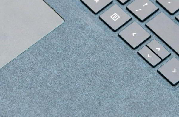 Обзор Microsoft Surface Laptop: производительный и приятный ноутбук