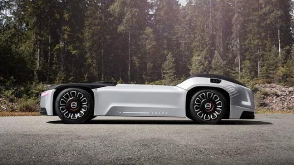 Volvo представила автономный электрический грузовик без кабины Volvo представила автономный электрический грузовик без кабины