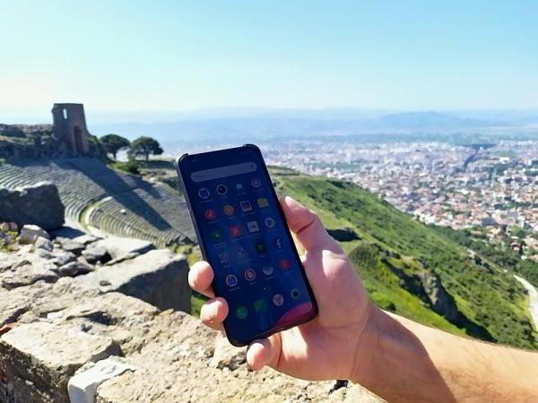 Обзор смартфона Oppo Reno: смартфон, который вы не забудете