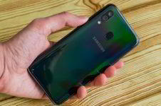 Обзор Samsung Galaxy A40 — компактный средний класс