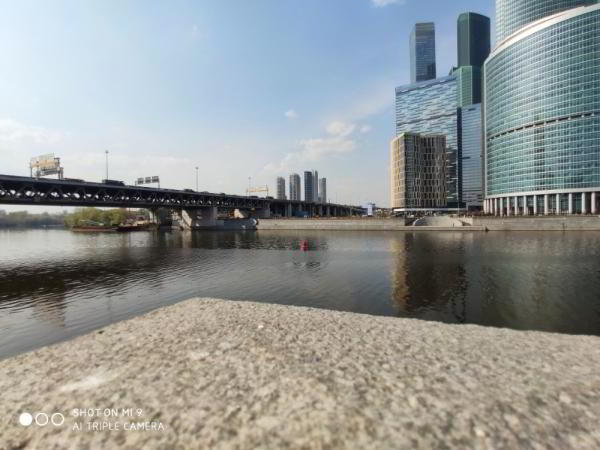 Какой смартфон снимает лучше: фототест для Huawei P30 Pro, Samsung Galaxy S10 и Xiaomi Mi 9