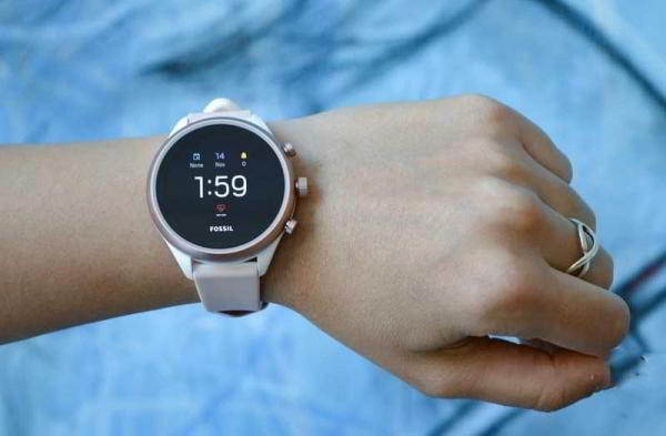 Обзор Fossil Sport стильных умных часов с новыми технологиями Обзор Fossil Sport стильных умных часов с новыми технологиями