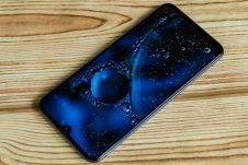 Обзор Samsung Galaxy A40 — компактный средний класс