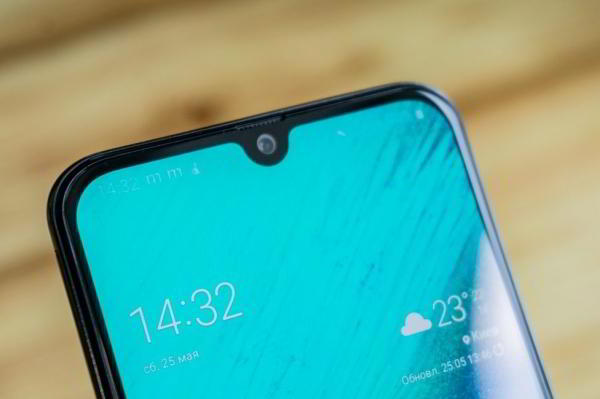 Обзор Samsung Galaxy A40 — компактный средний класс